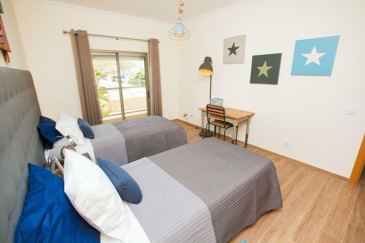 Modern Luxury Apartment Near Harbor Of Albufeira Exterior foto