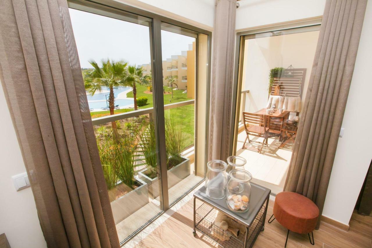 Modern Luxury Apartment Near Harbor Of Albufeira Exterior foto