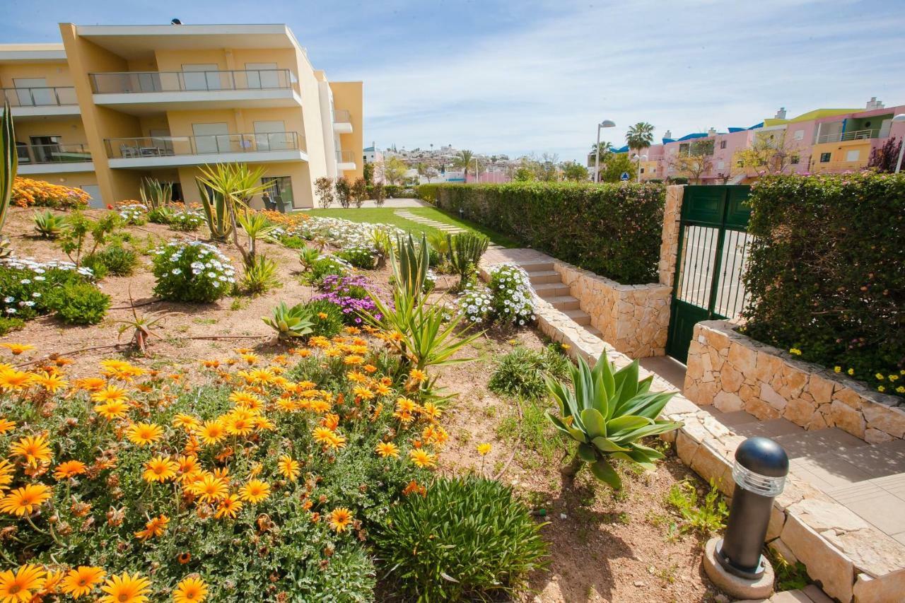 Modern Luxury Apartment Near Harbor Of Albufeira Exterior foto