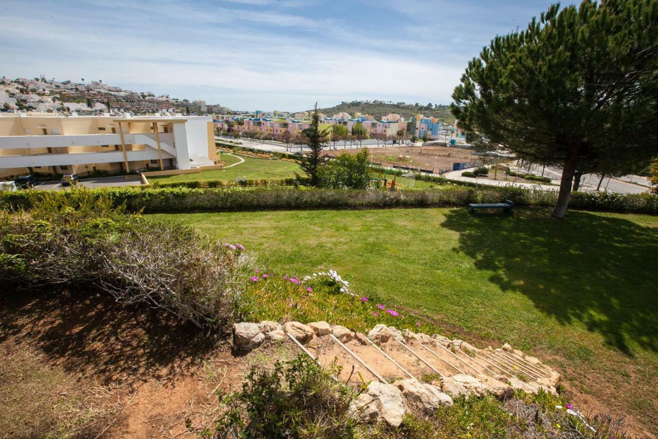 Modern Luxury Apartment Near Harbor Of Albufeira Exterior foto